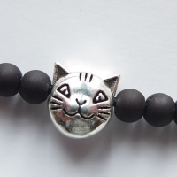 Armband Smiling lonley Cat in schwarz